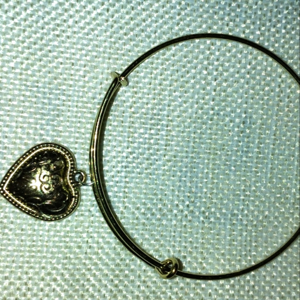 Pretty Charm bracelet